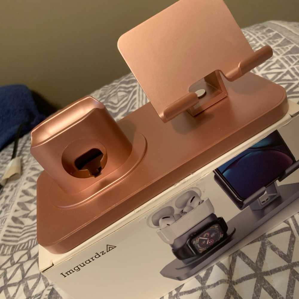 iphone/apple watch/airpods charger stand
